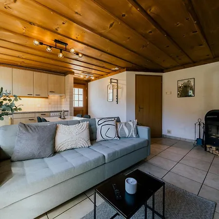 아파트 Alpine Hideaway Near Brienz With Hot Tub & Parking *