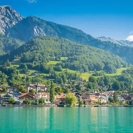 Alpine Hideaway Near Brienz With Hot Tub & Parking *