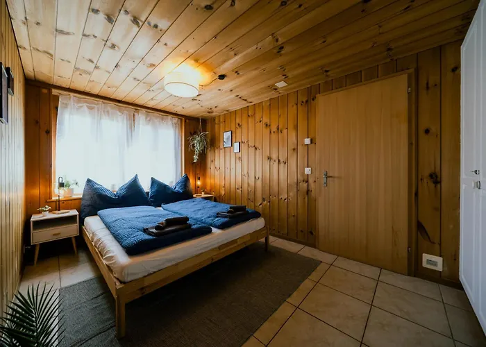 Apartment Alpine Hideaway Near Brienz With Hot Tub & Parking