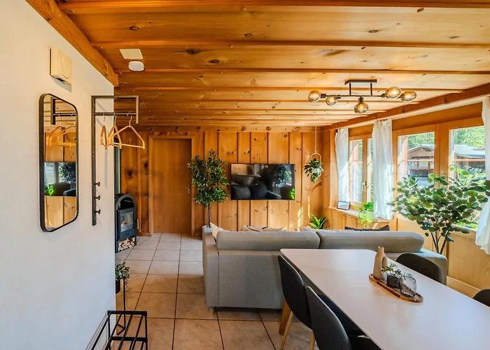 Alpine Hideaway Near Brienz With Hot Tub & Parking *