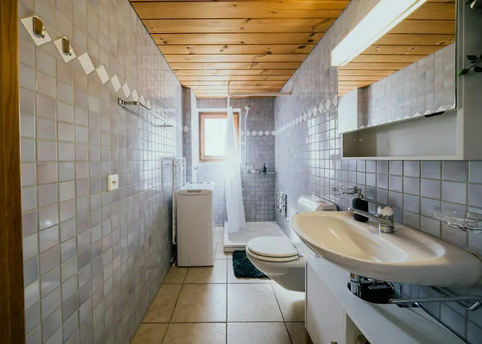 Apartament Alpine Hideaway Near Brienz With Hot Tub & Parking
