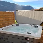 Alpine Hideaway Near Brienz With Hot Tub & Parking