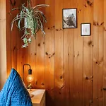 Alpine Hideaway Near Brienz With Hot Tub & Parking * Kienholz